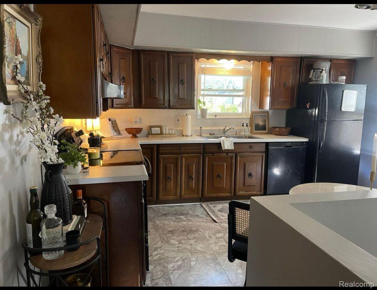 1403 CHEROKEE Avenue