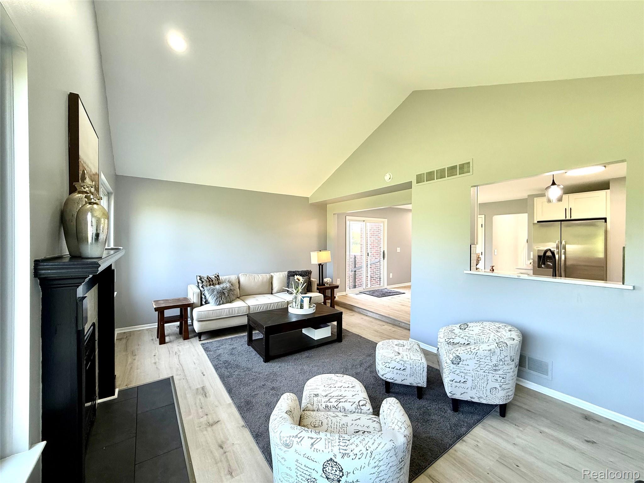 4158 KIMBERLY Drive
