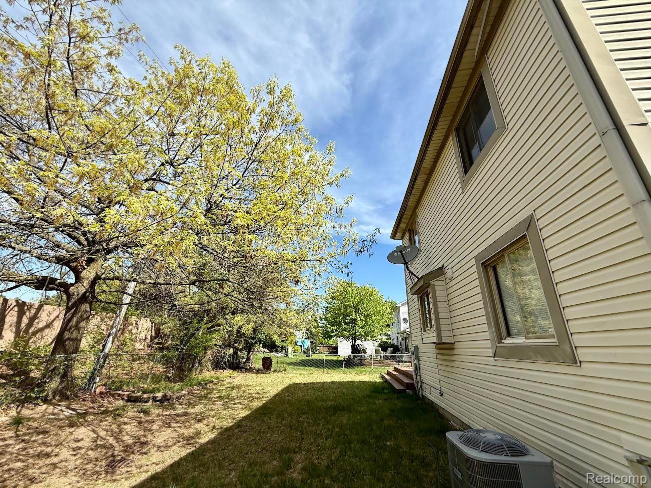 6505 POCAHONTAS Street