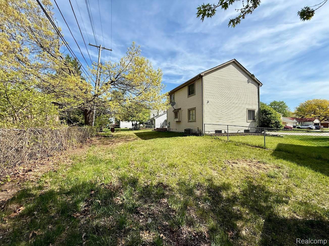 6505 POCAHONTAS Street