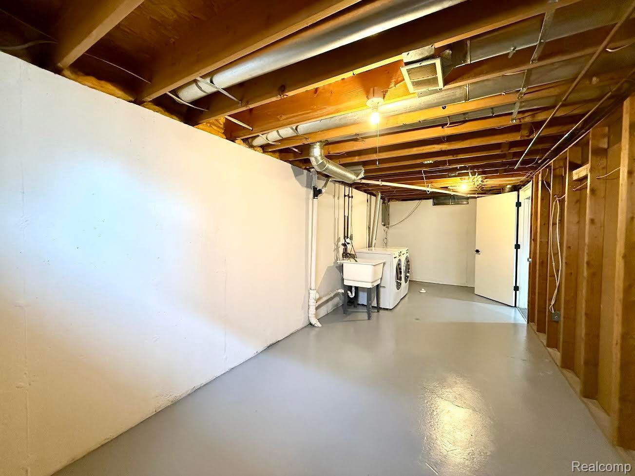 6505 POCAHONTAS Street