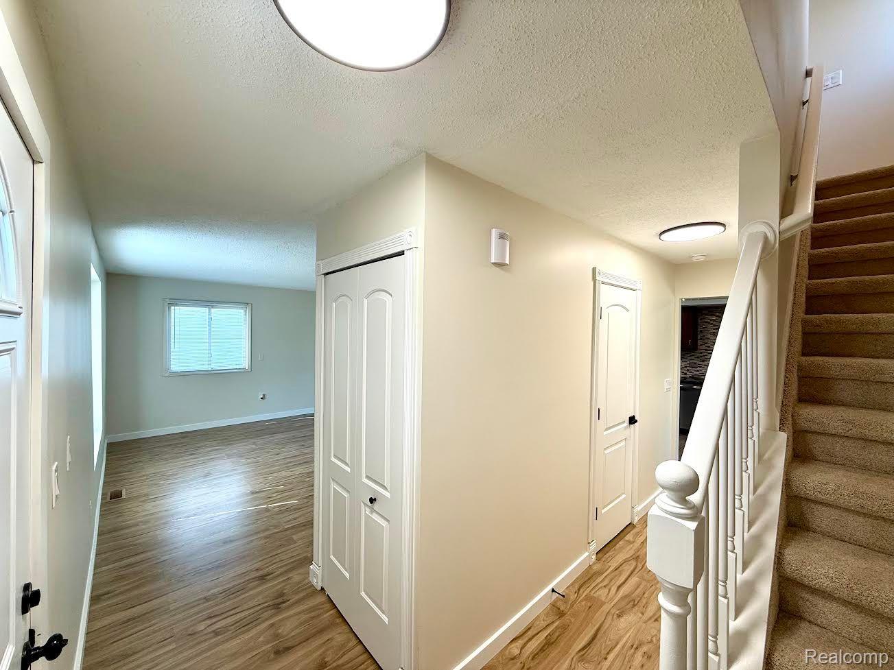 6505 POCAHONTAS Street