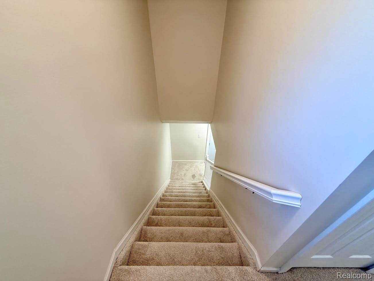 6505 POCAHONTAS Street