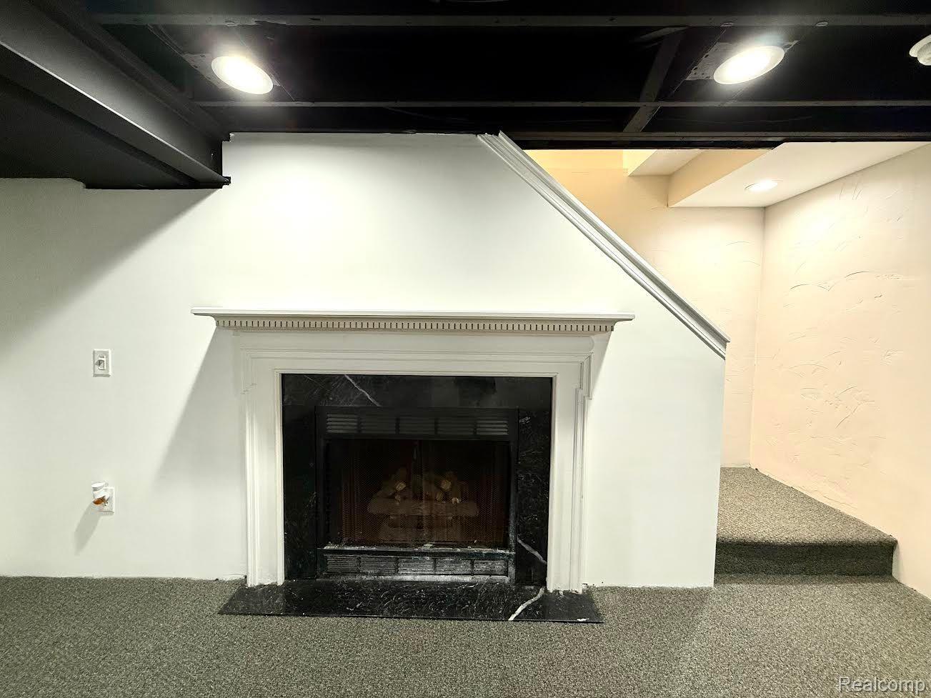 6505 POCAHONTAS Street