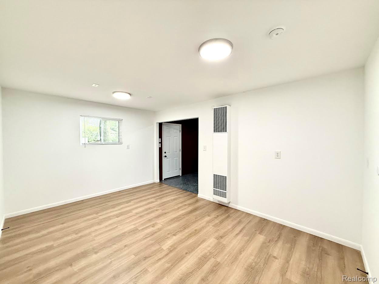 2526 Genes Drive