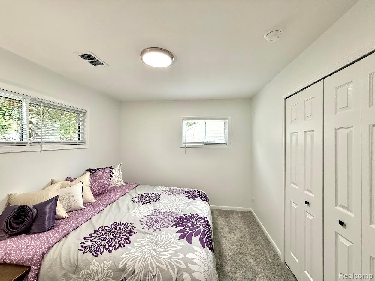 2526 Genes Drive
