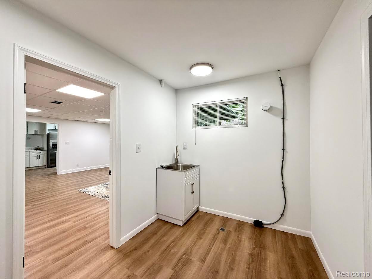 2526 Genes Drive