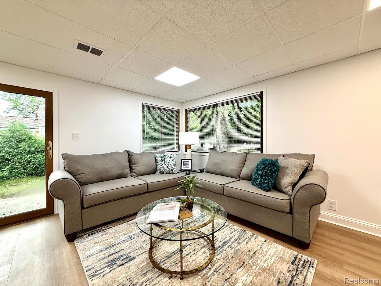 2526 Genes Drive