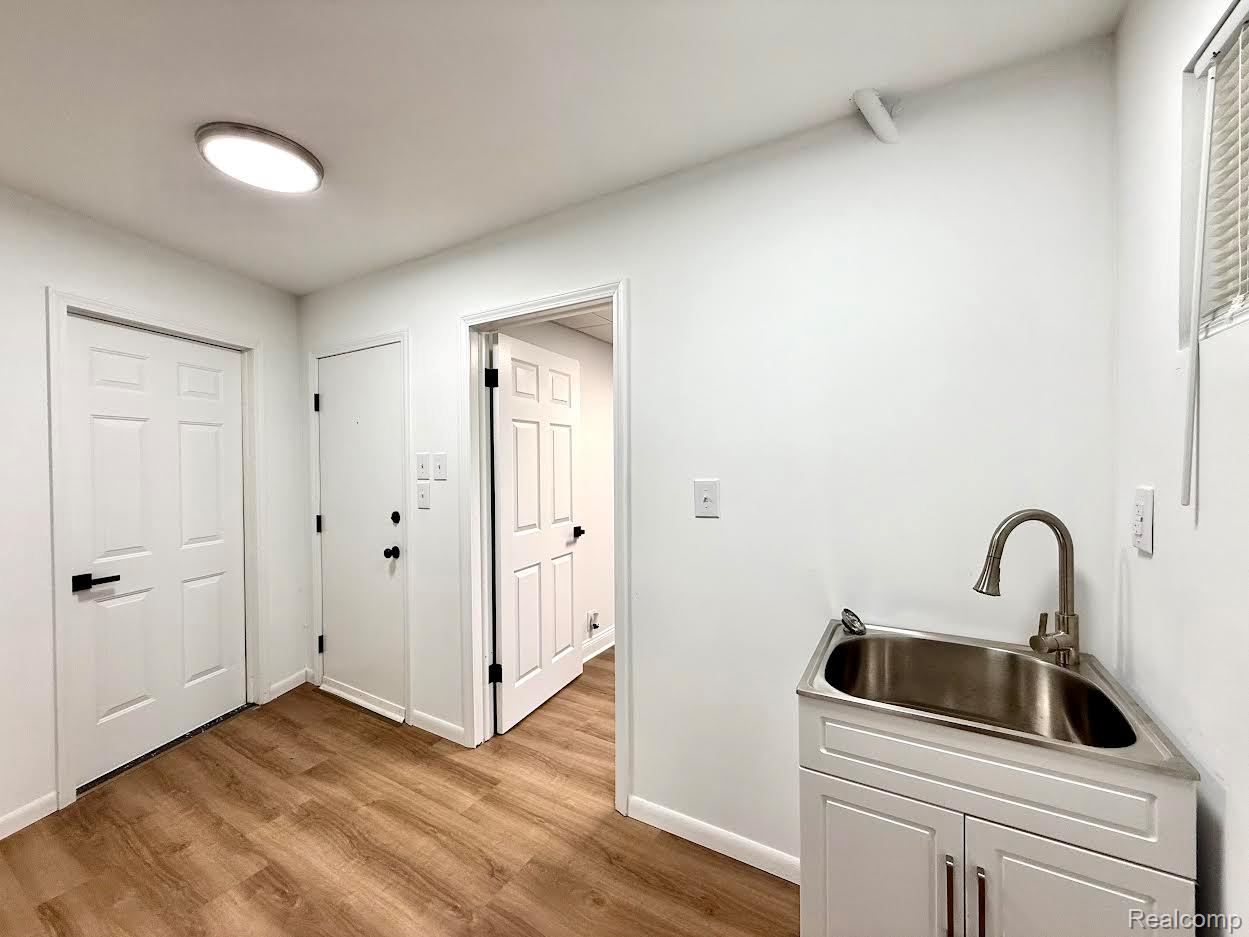 2526 Genes Drive