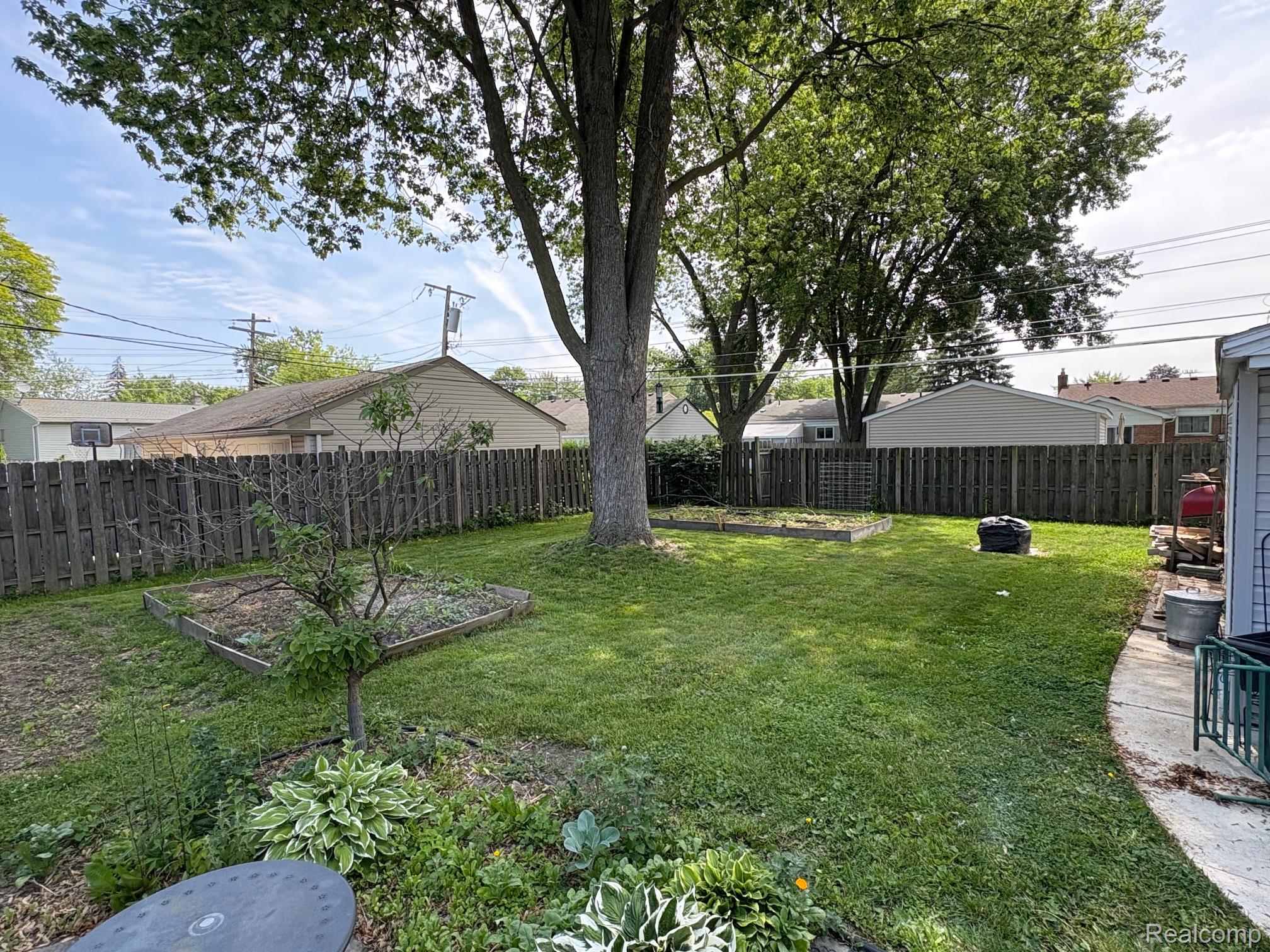 31637 Wyoming Street