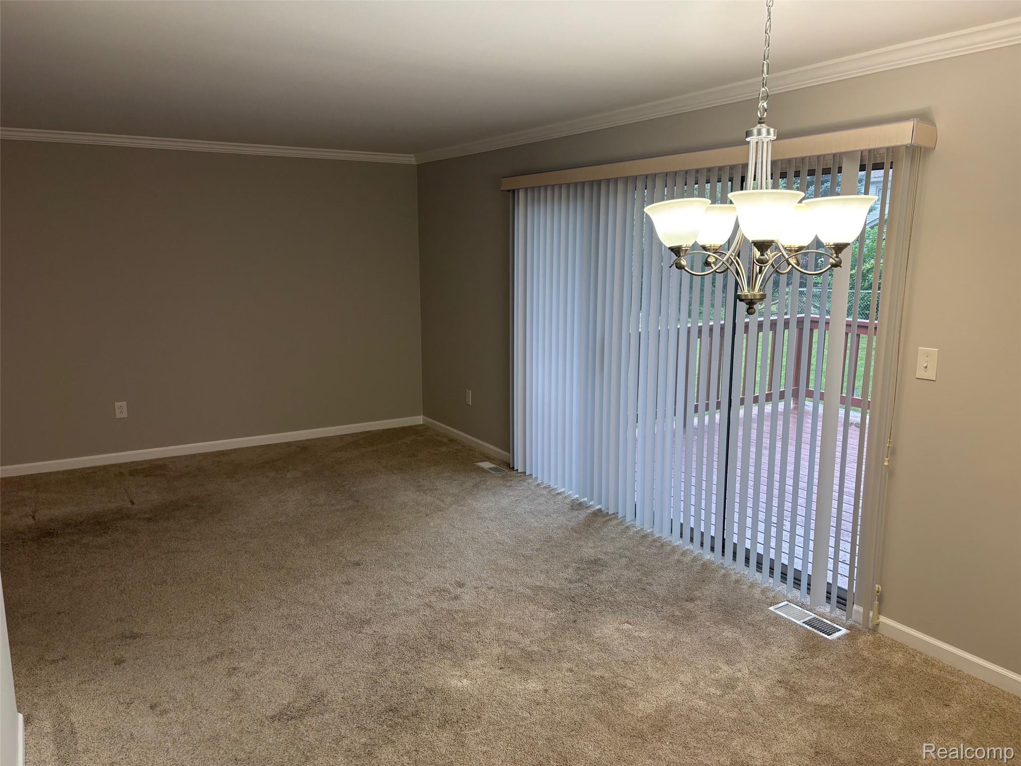 22621 Brookforest