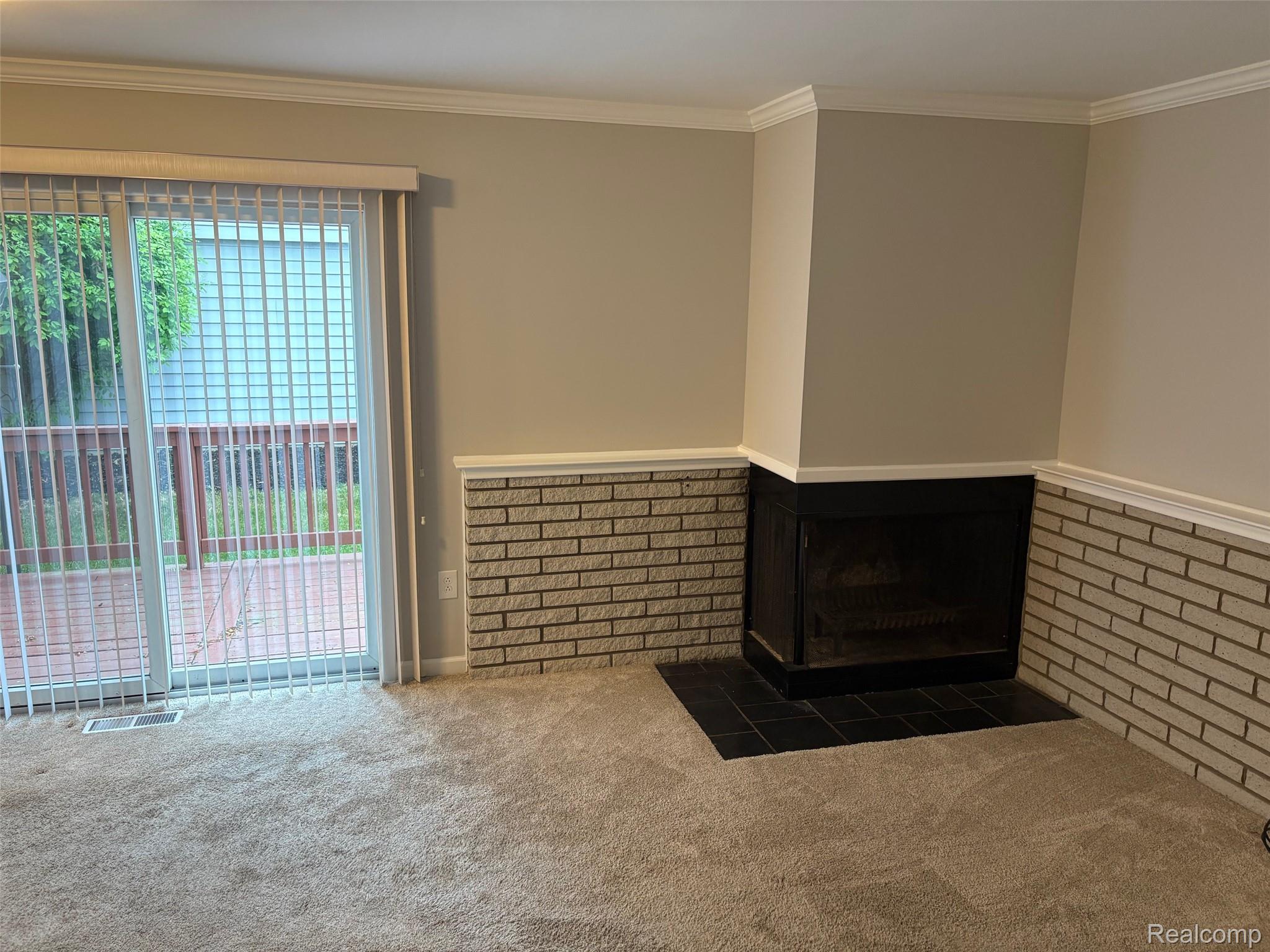 22621 Brookforest