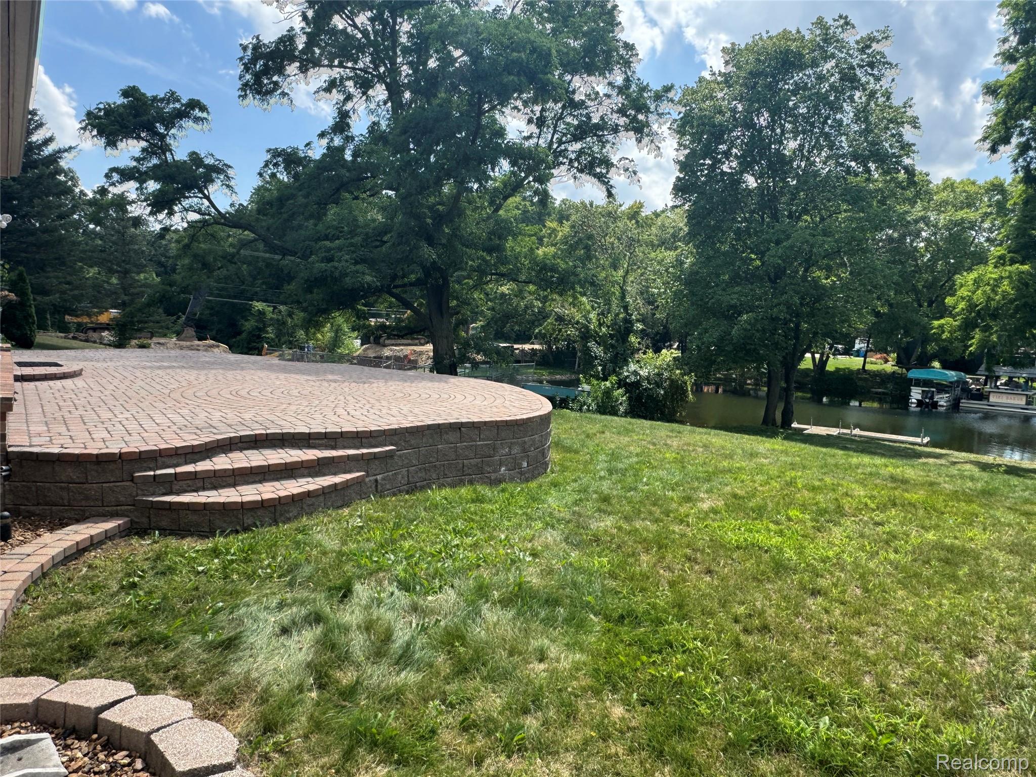 5245 Riverwalk Trail