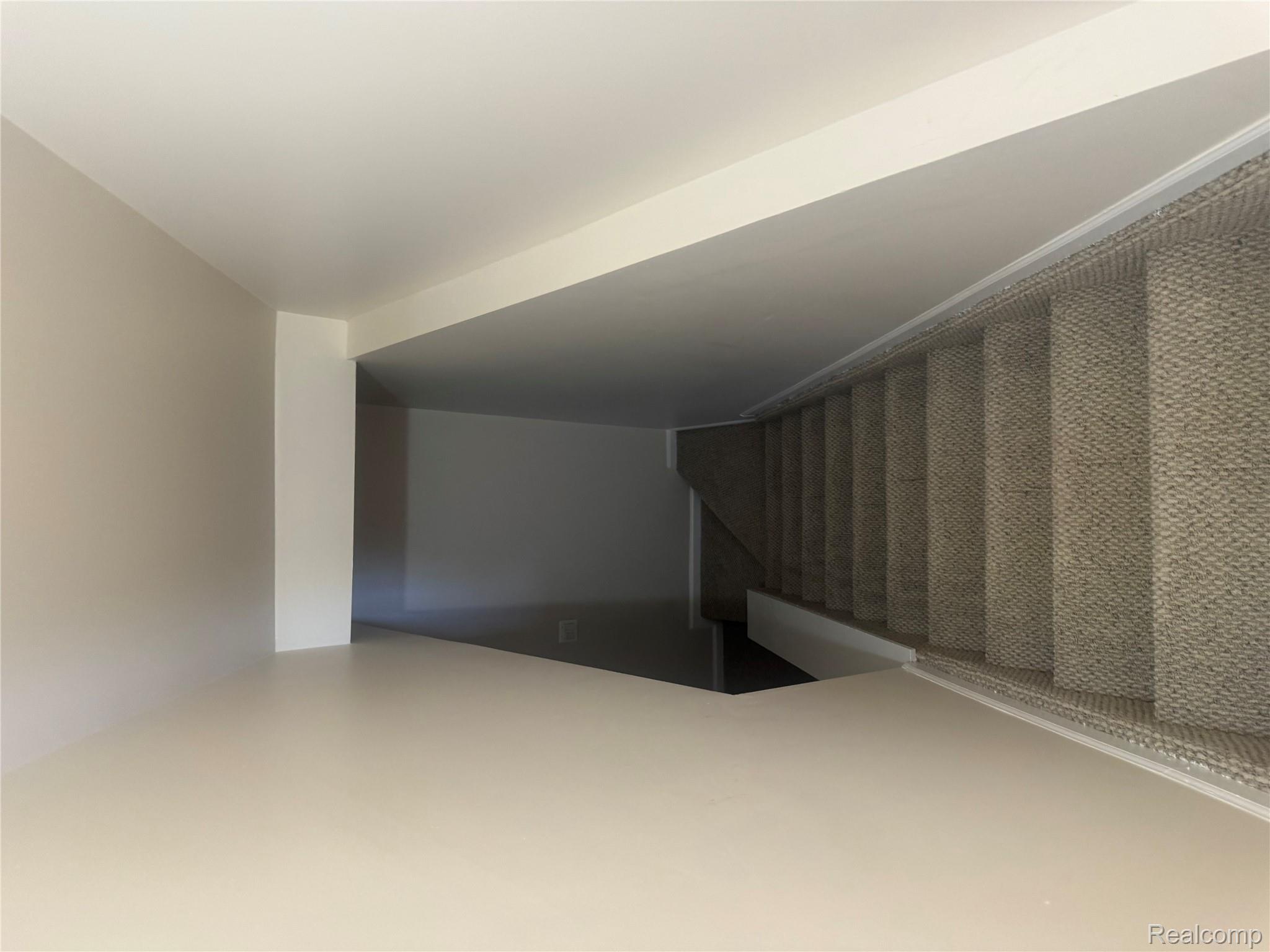 5245 Riverwalk Trail