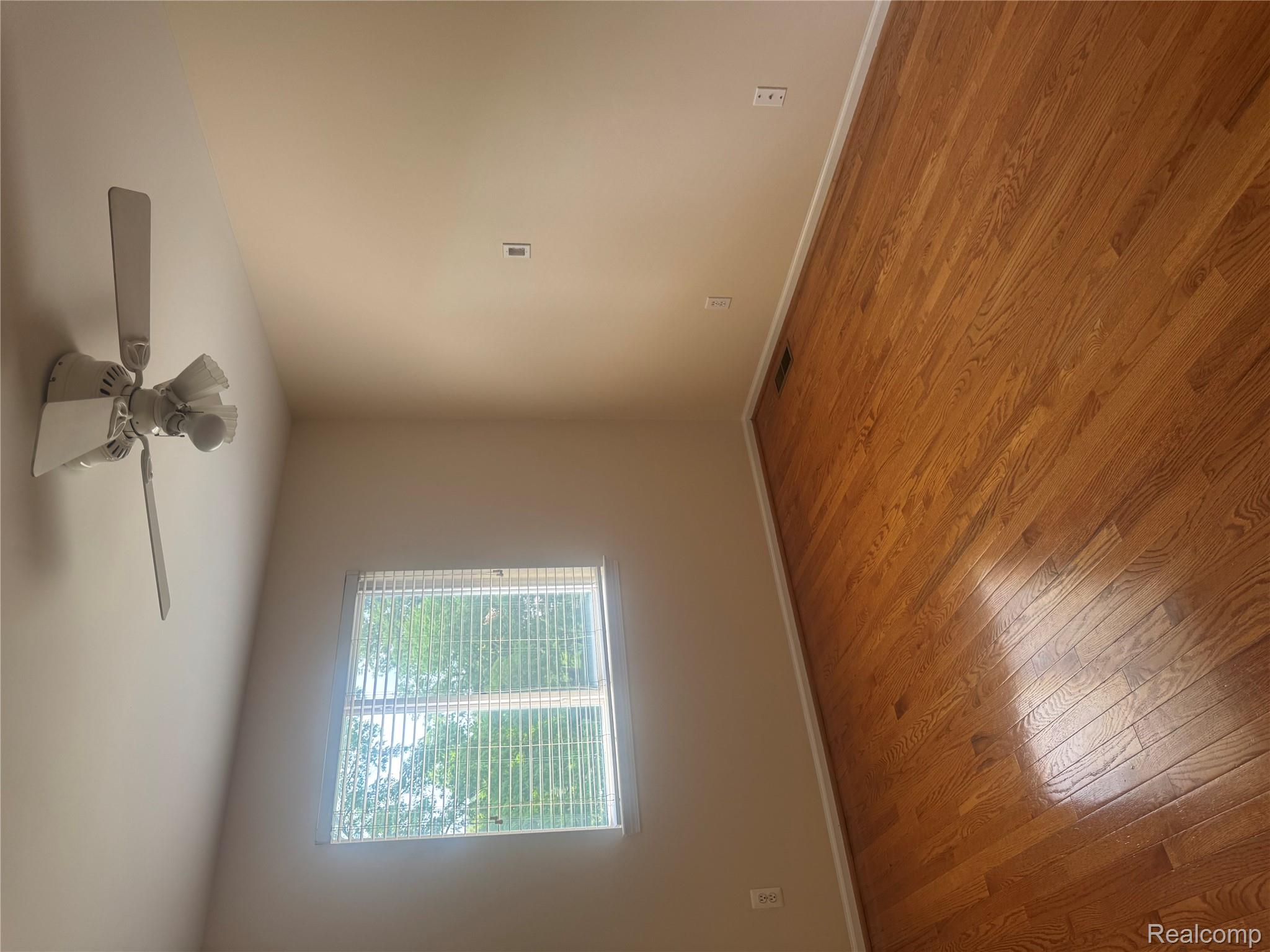 5245 Riverwalk Trail