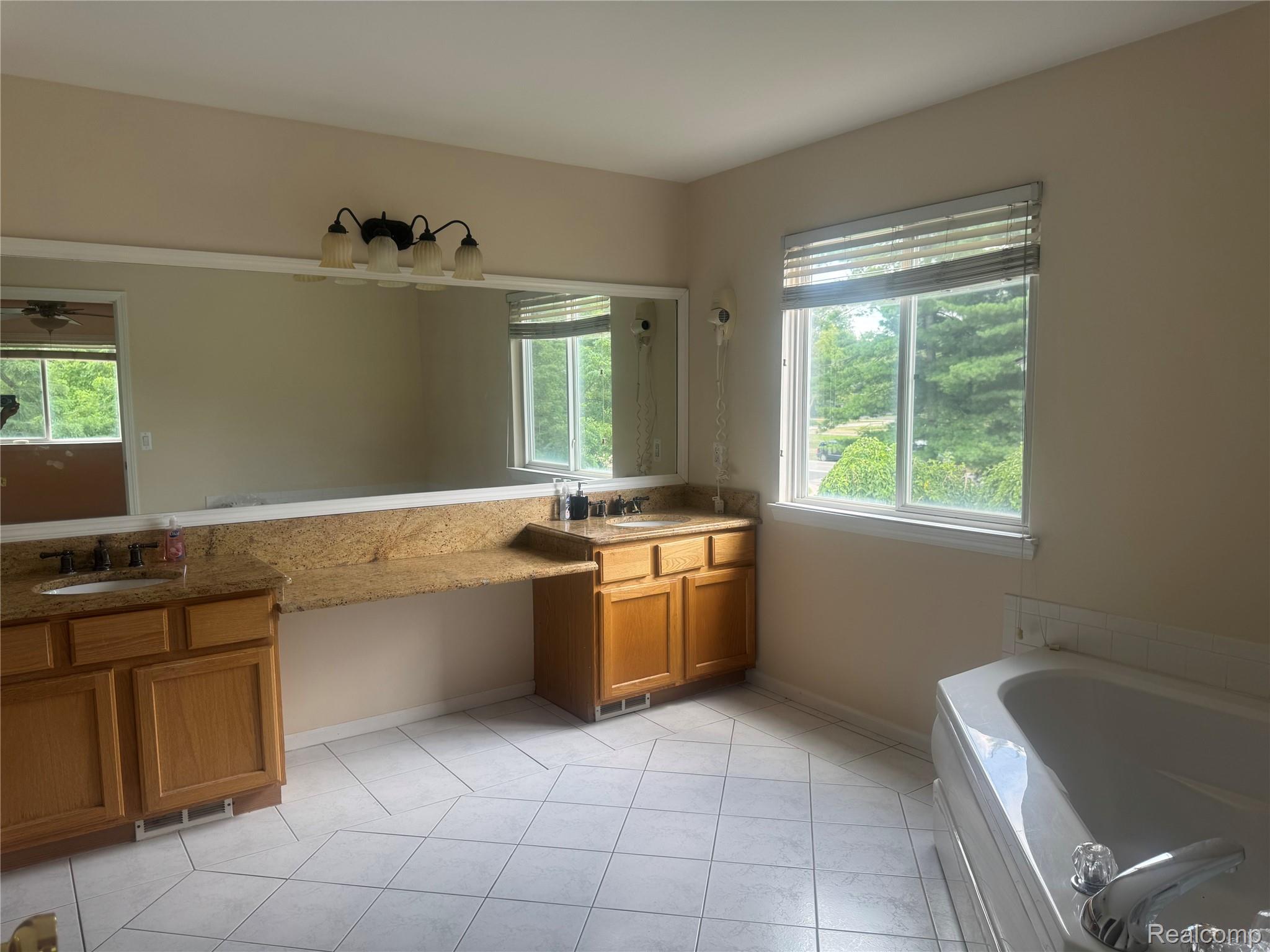5245 Riverwalk Trail
