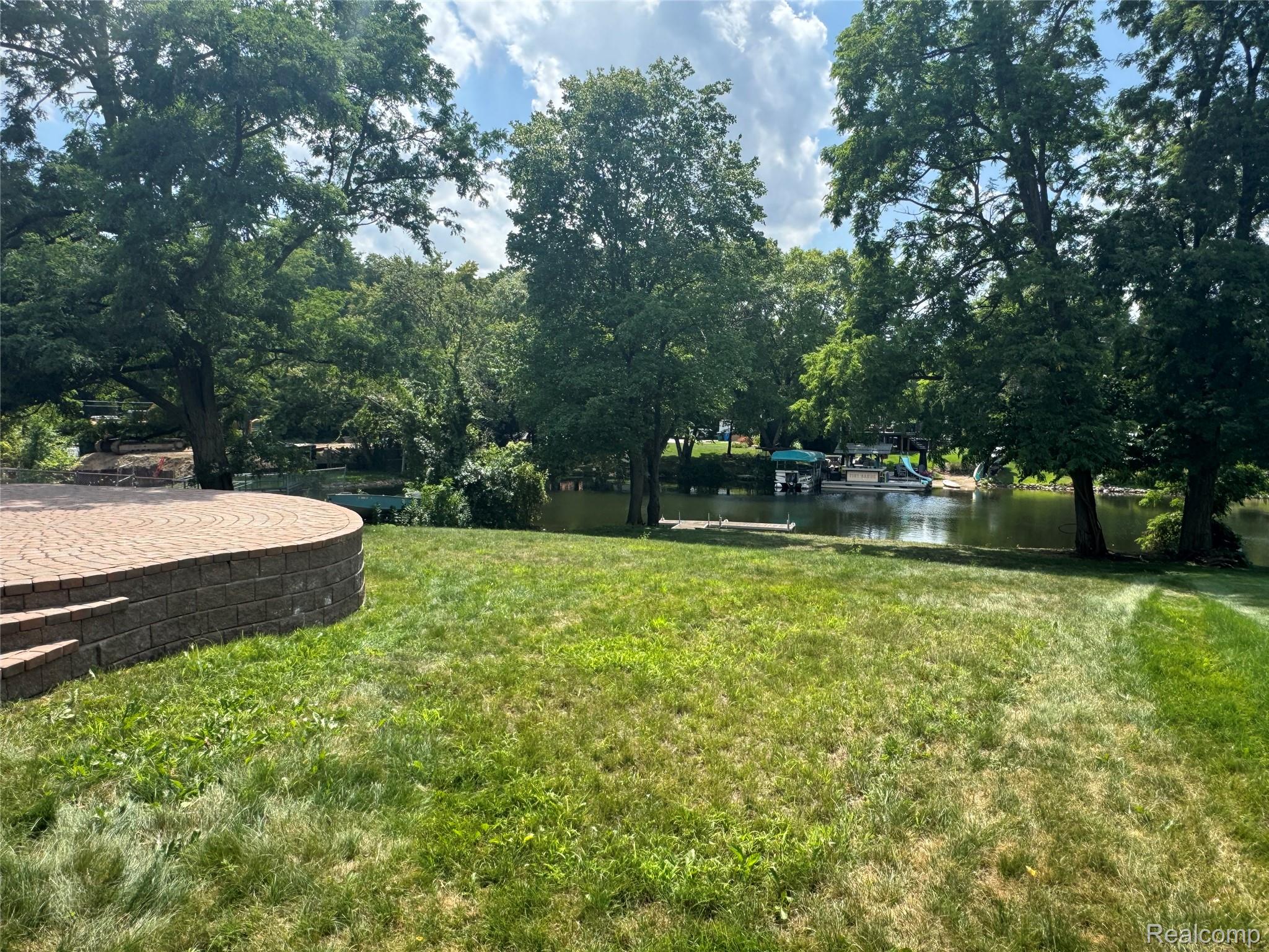 5245 Riverwalk Trail