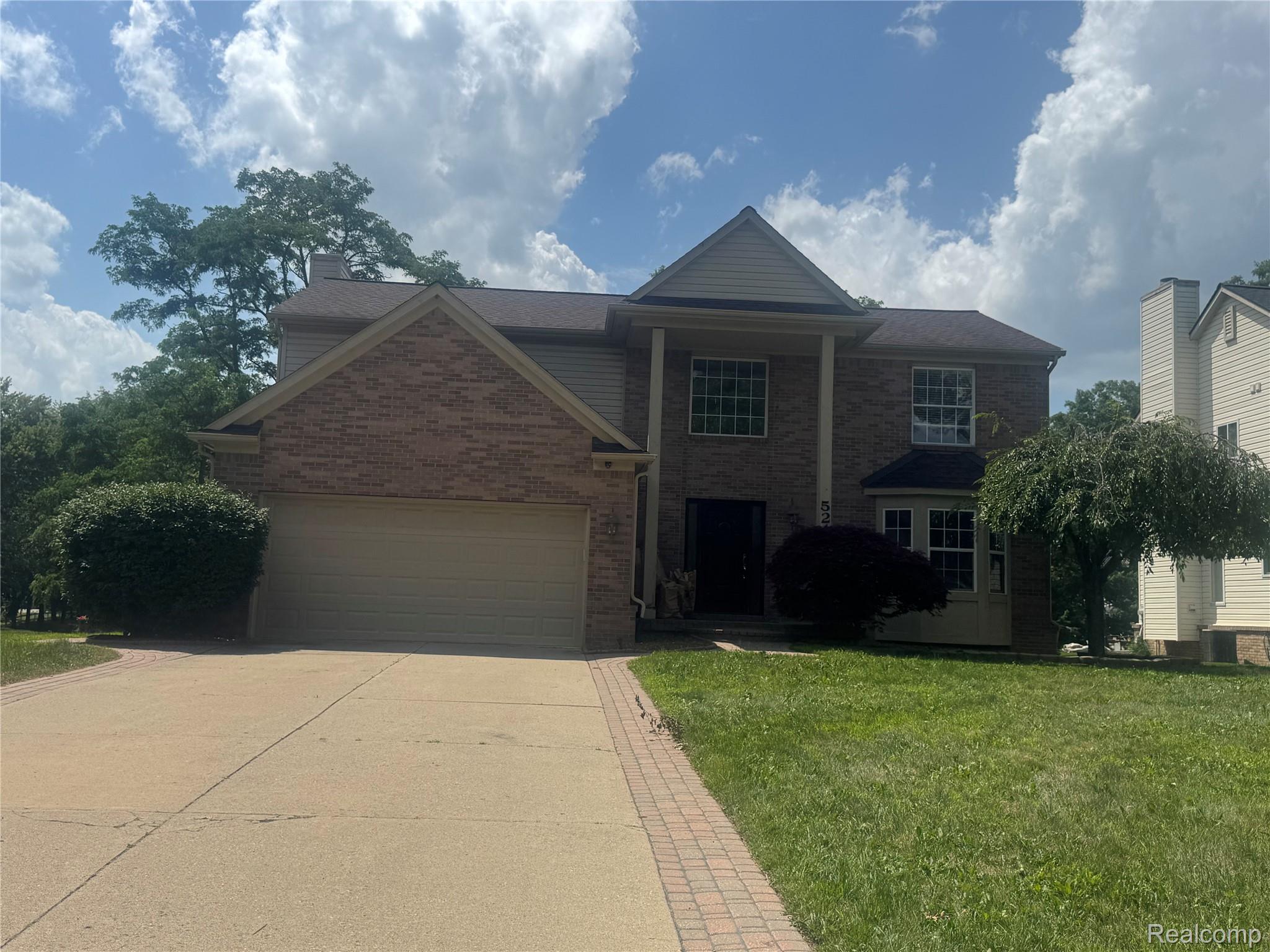 5245 Riverwalk Trail
