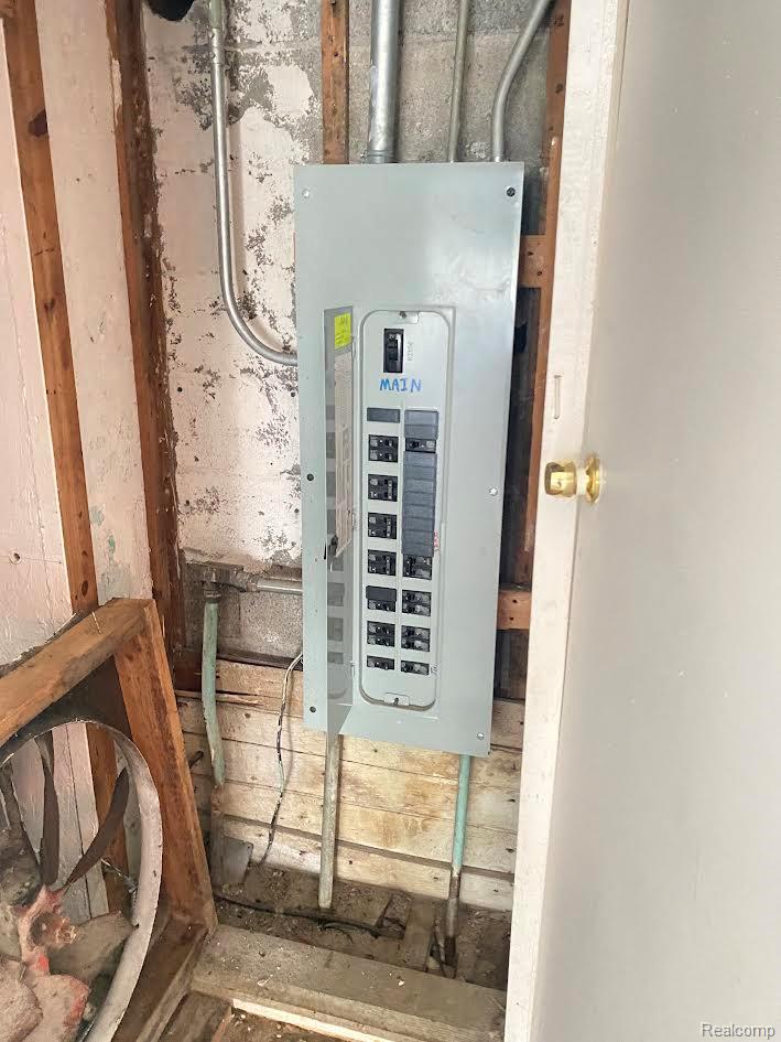 24055 Van Dyke Avenue