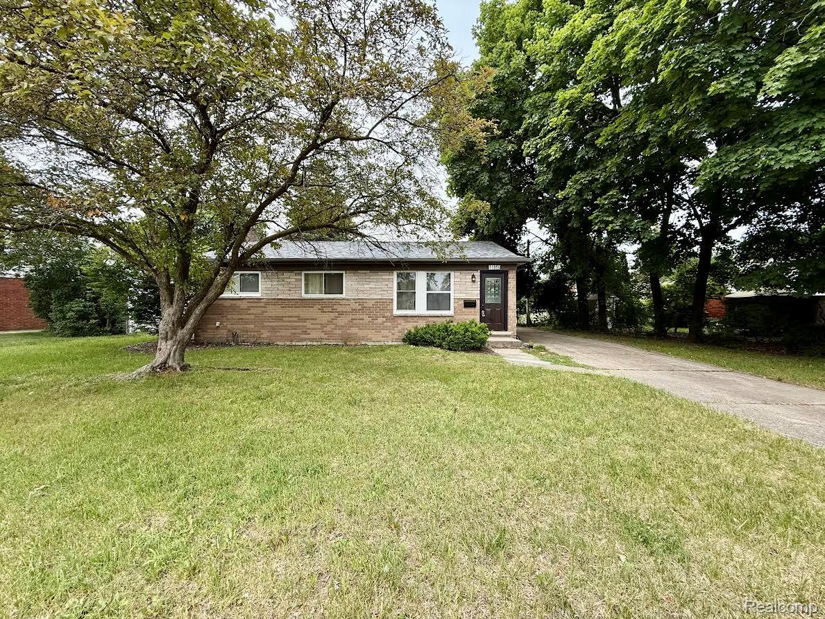 11859 Fairview Drive