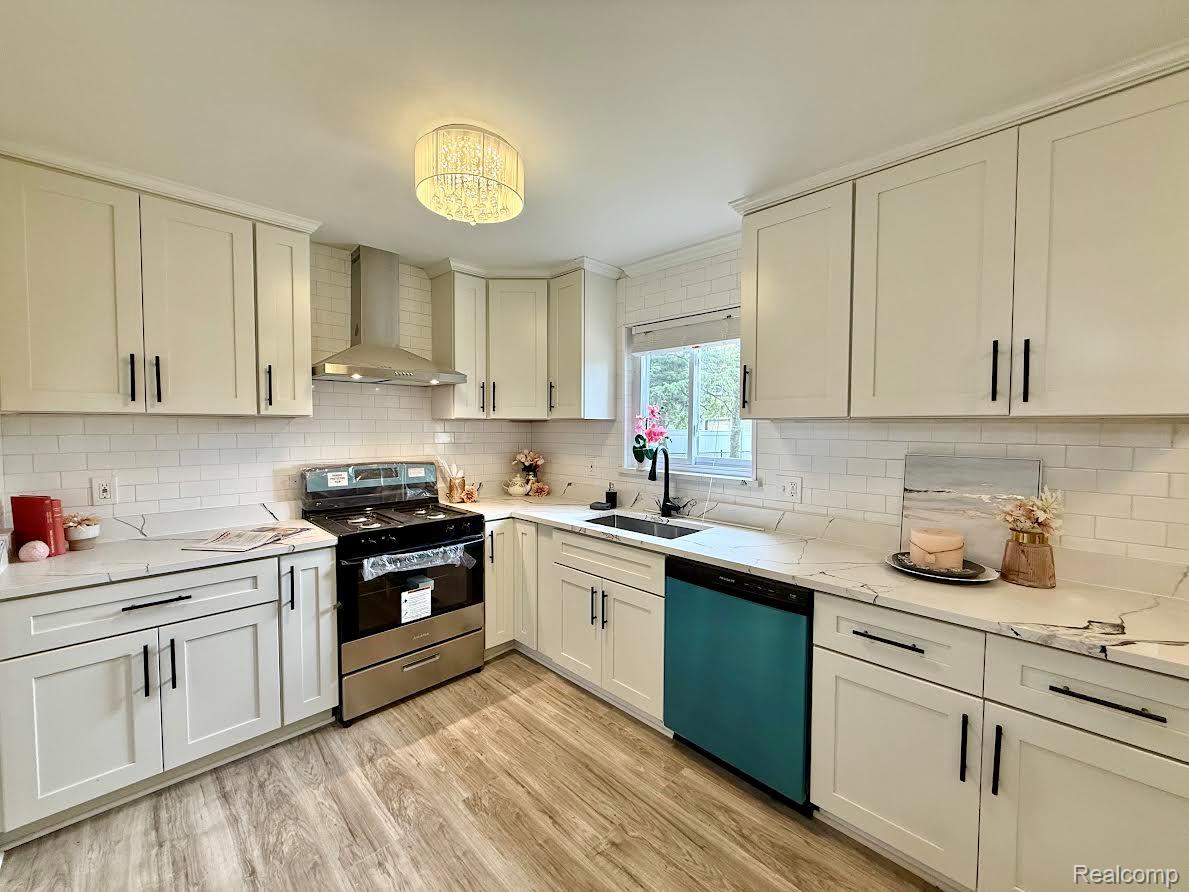 11859 Fairview Drive