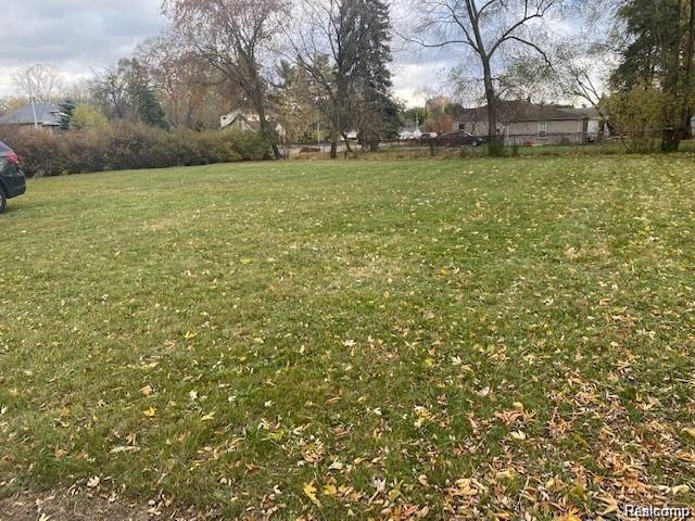 18621 Farmington Road