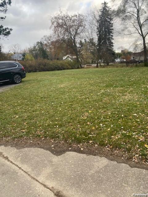 18621 Farmington Road