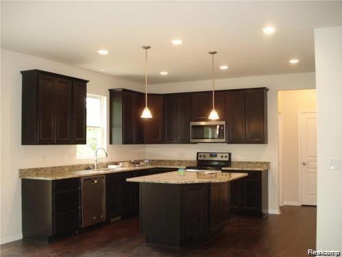 25835 Oberlin Boulevard