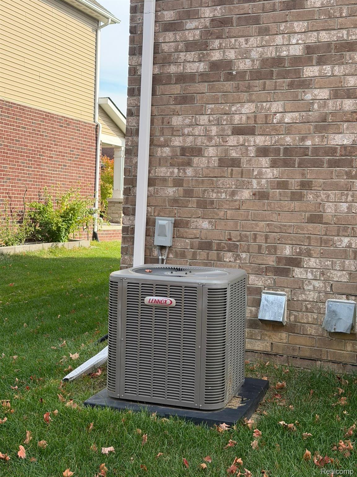 25835 Oberlin Boulevard