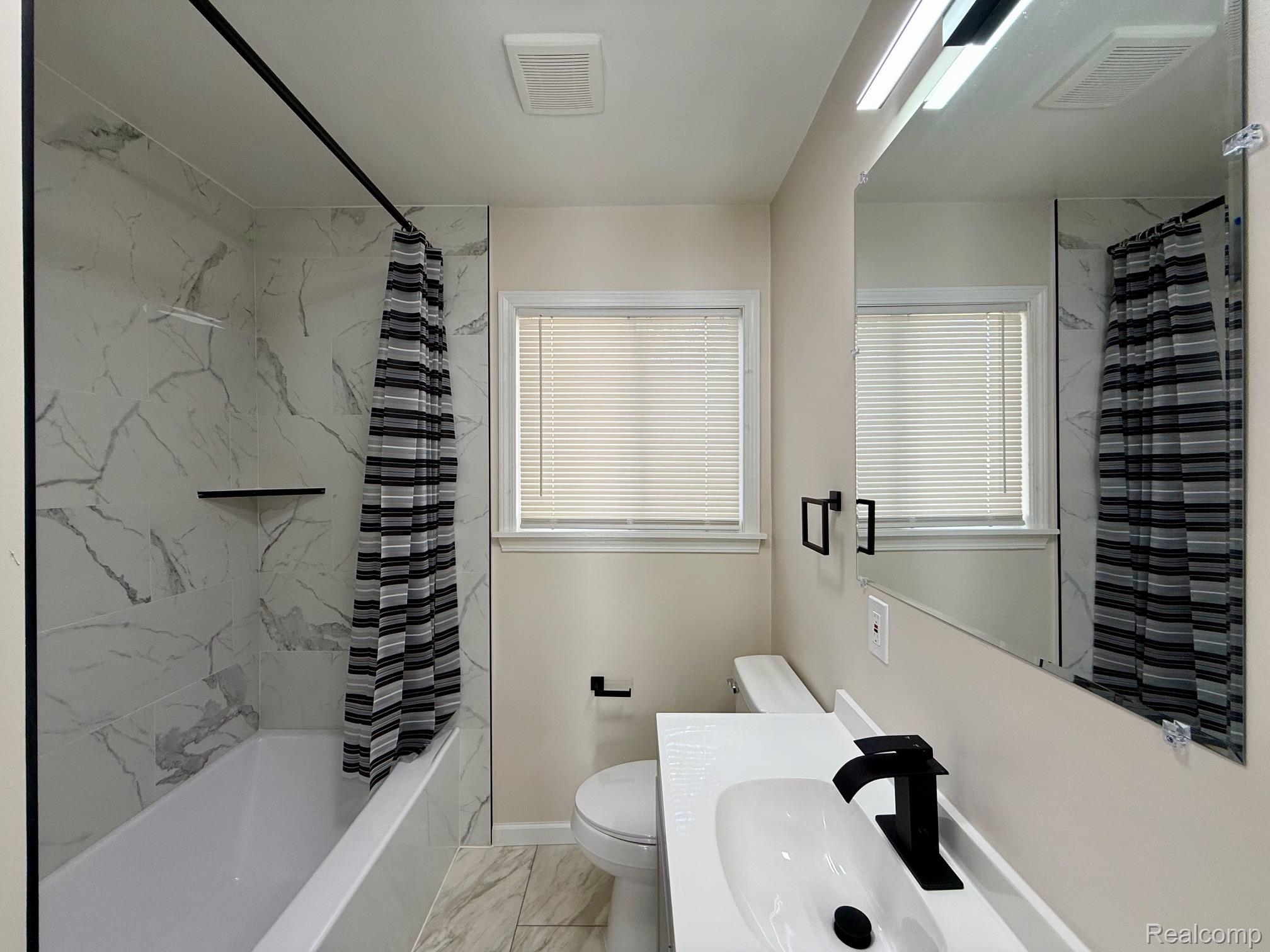 45949 Bontekos Avenue