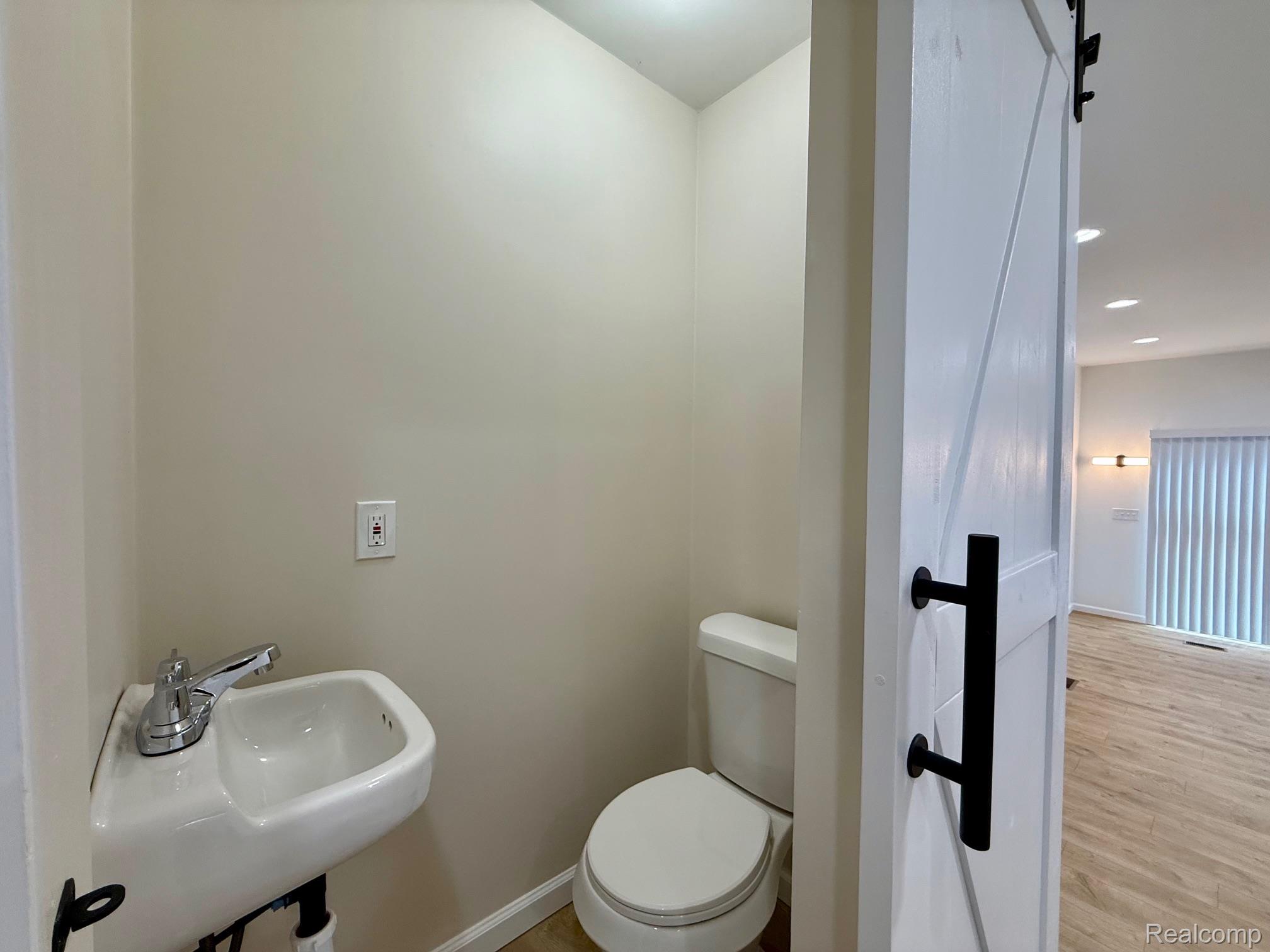 45949 Bontekos Avenue