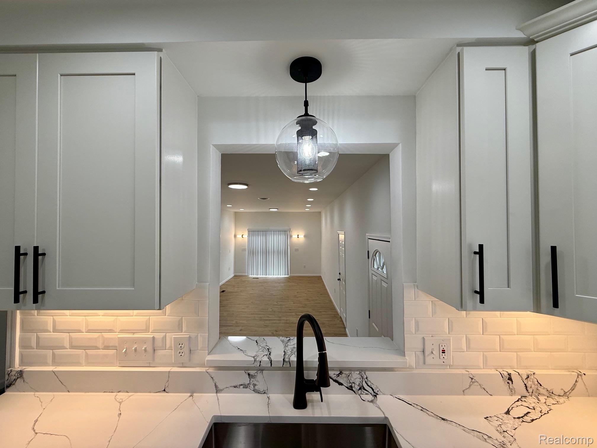 45949 Bontekos Avenue