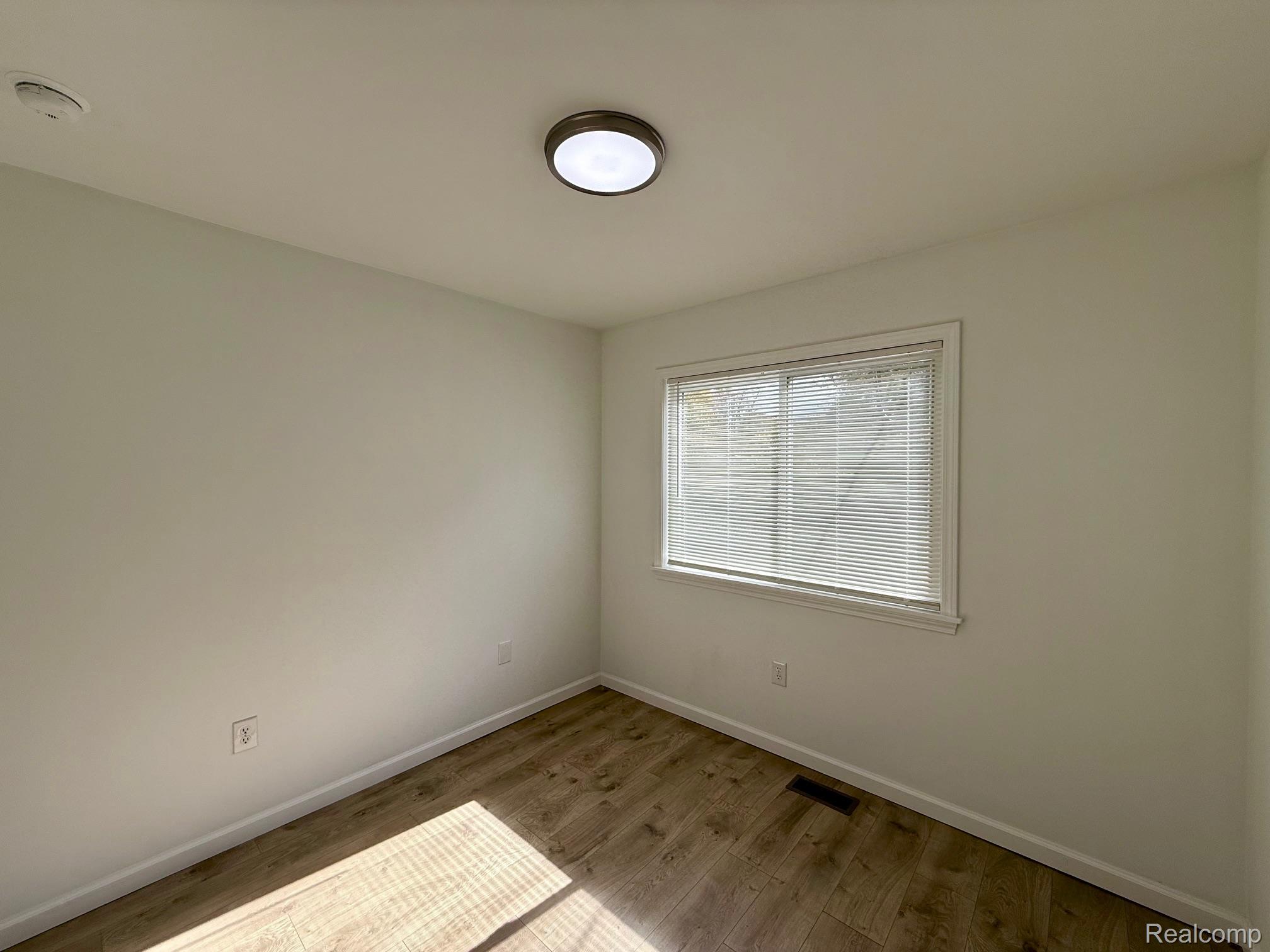 45949 Bontekos Avenue