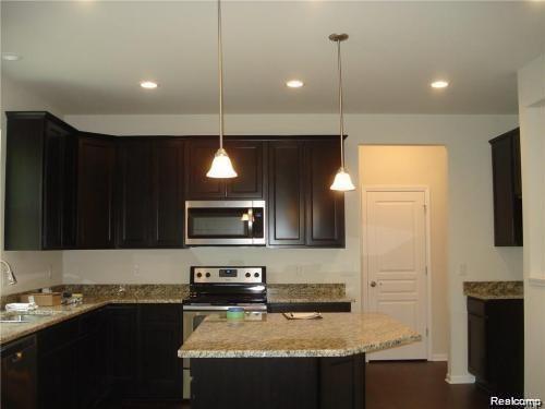 25835 Oberlin Boulevard