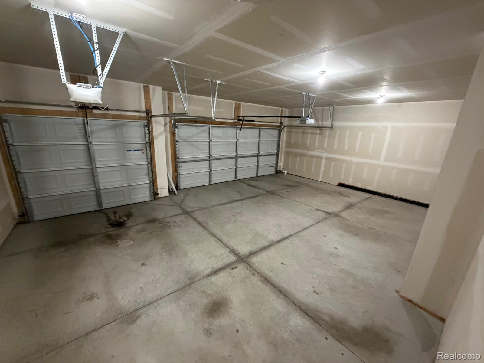 25835 Oberlin Boulevard