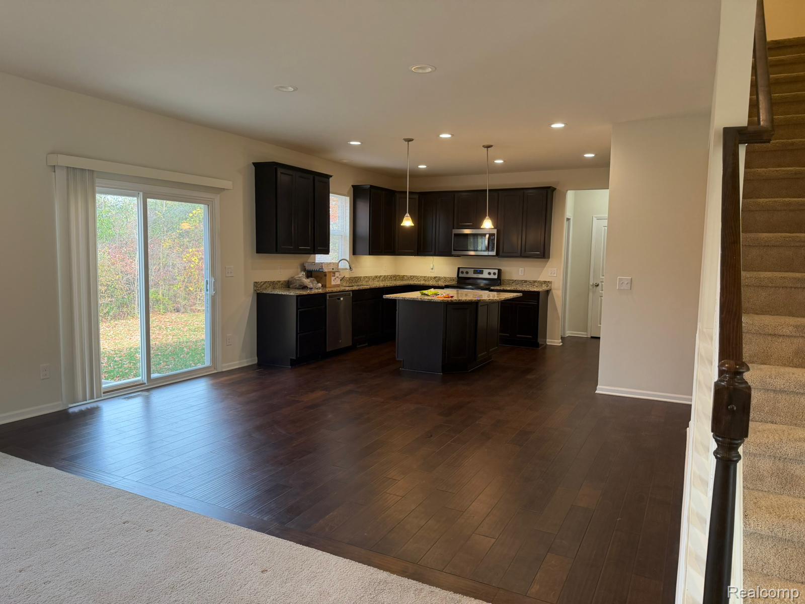 25835 Oberlin Boulevard