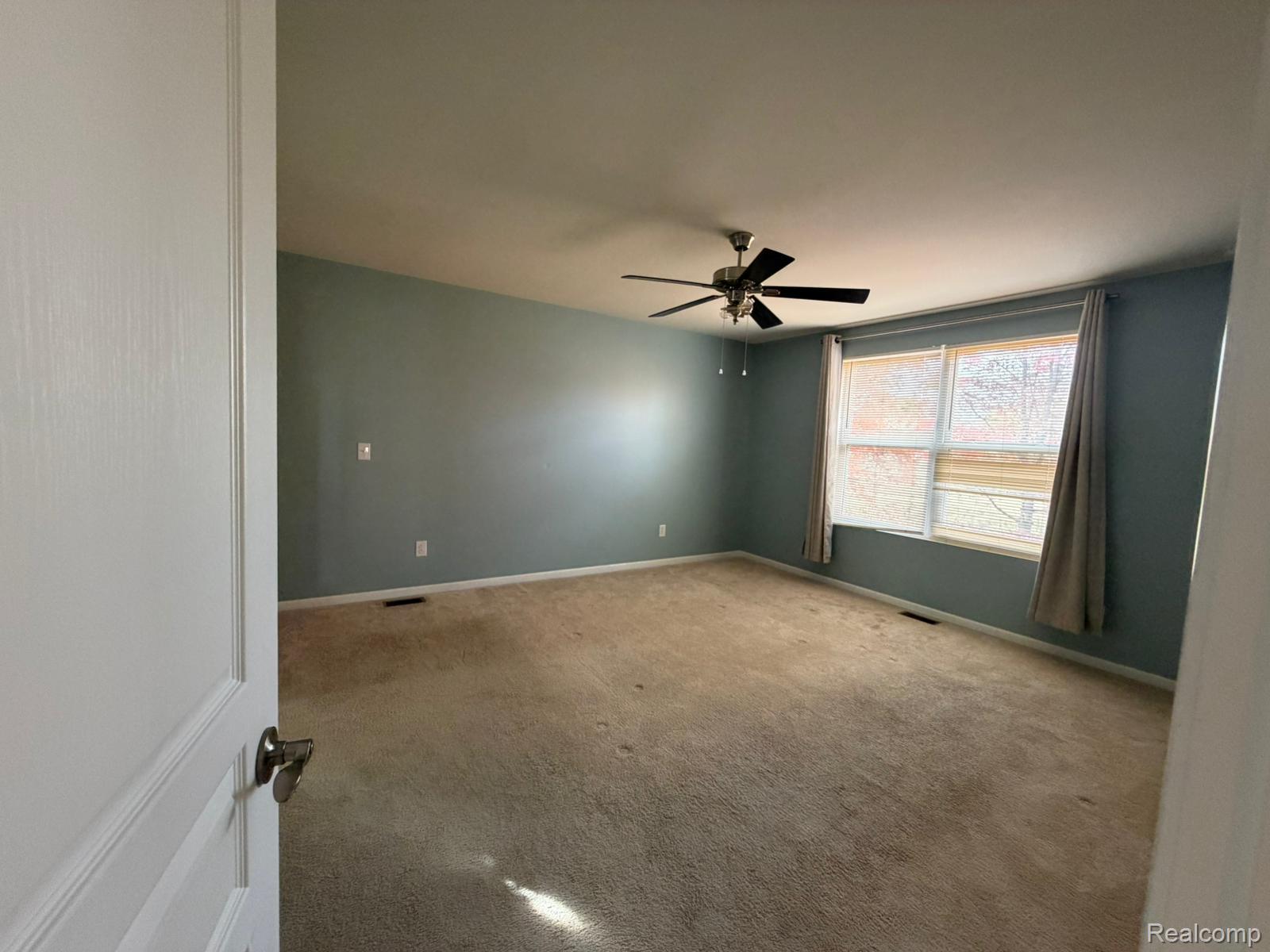 25835 Oberlin Boulevard