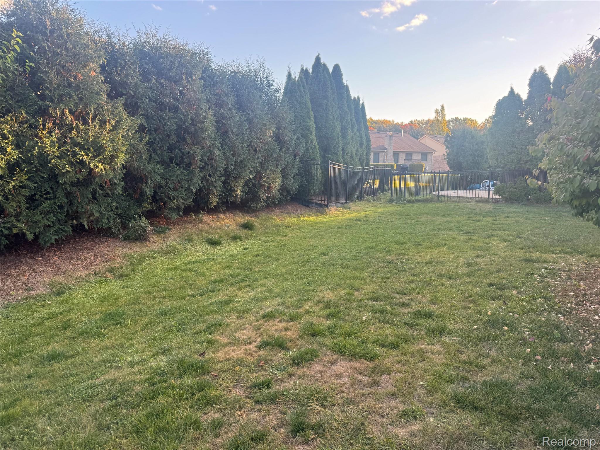 15002 Knightsbridge Drive