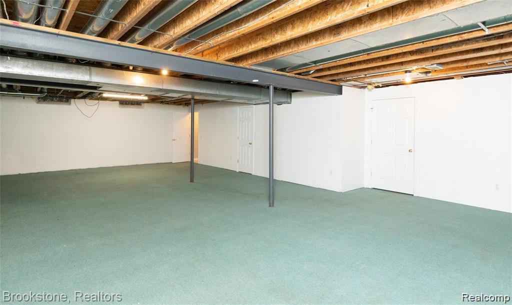 15002 Knightsbridge Drive