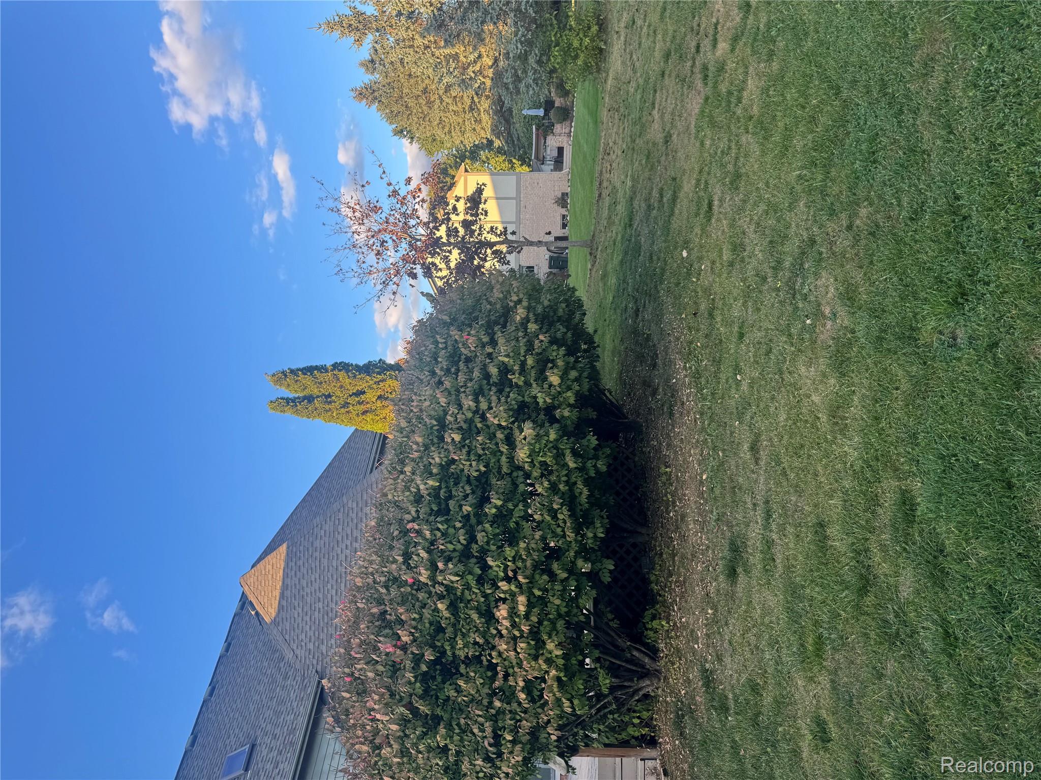 15002 Knightsbridge Drive