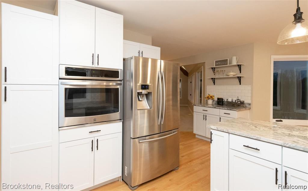 15002 Knightsbridge Drive