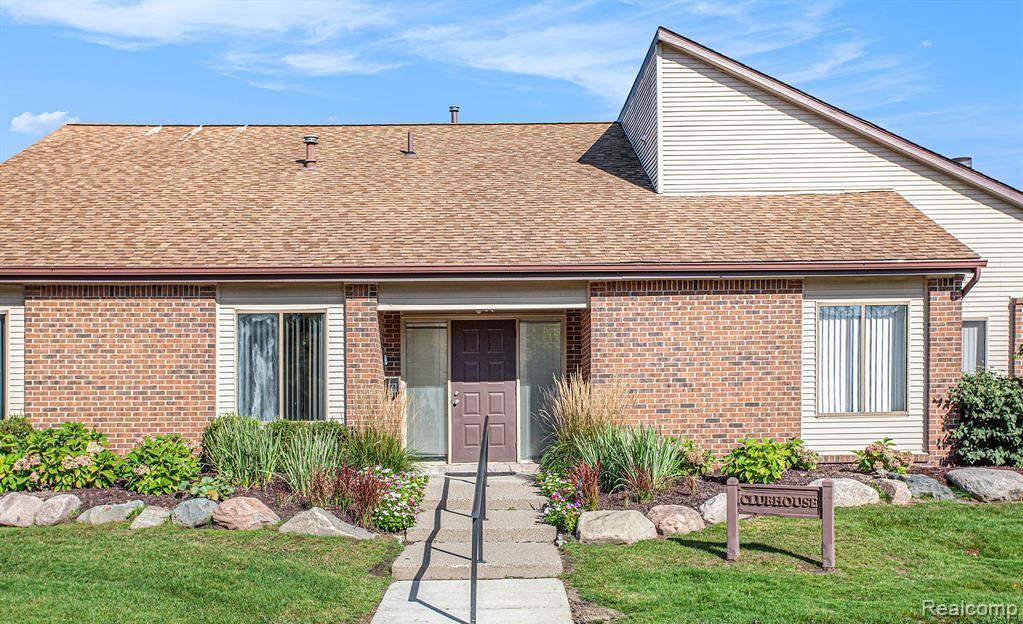 6619 Ridgefield Circle 205