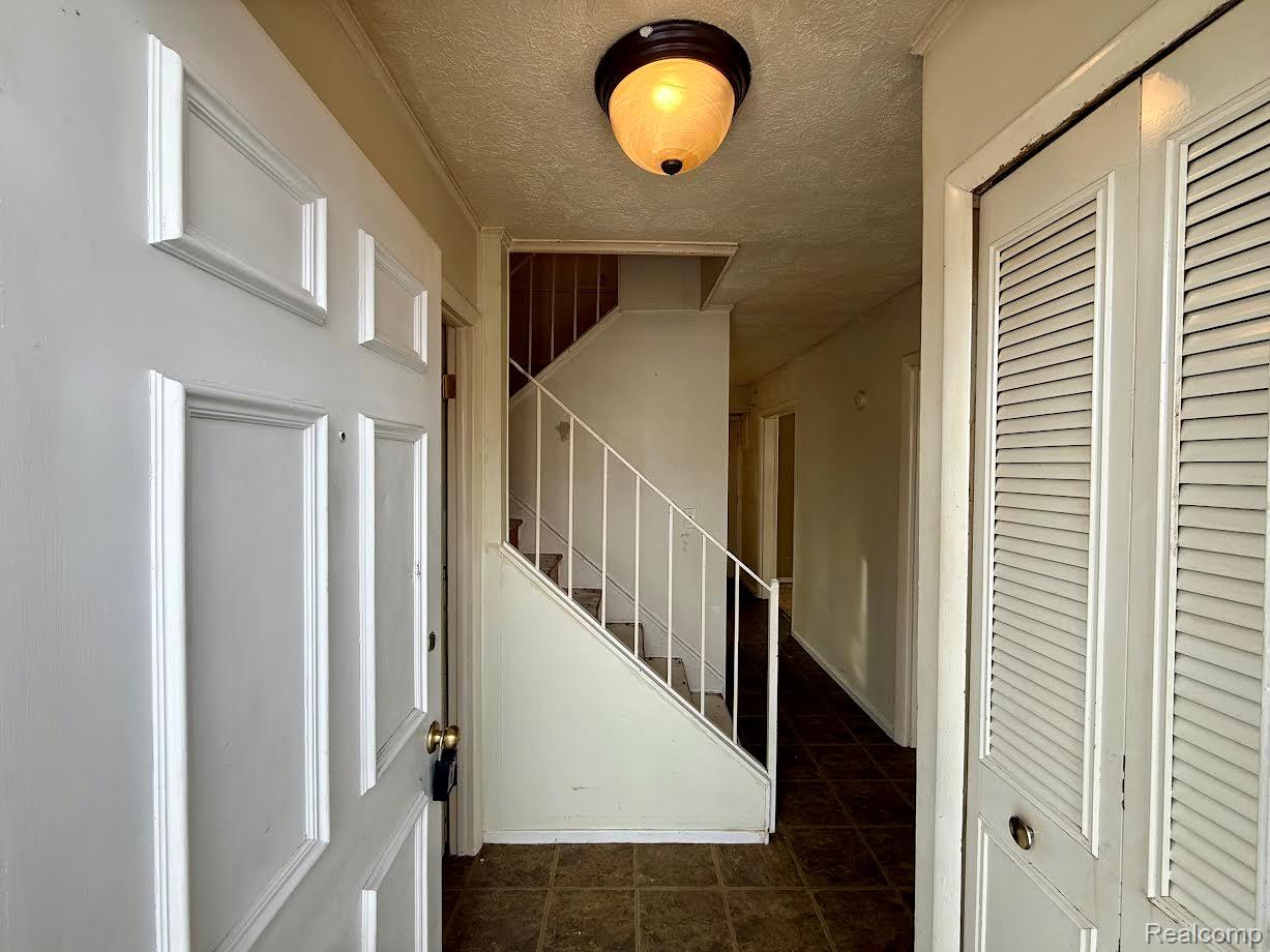 805 Estrada Drive