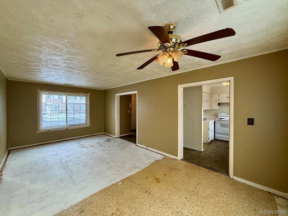 805 Estrada Drive