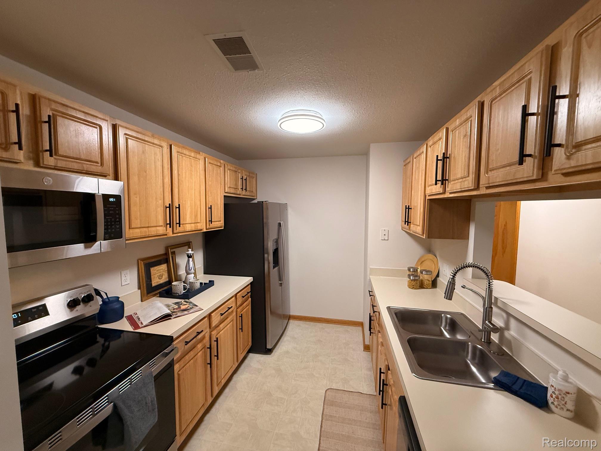 314 MARIGOLD Circle