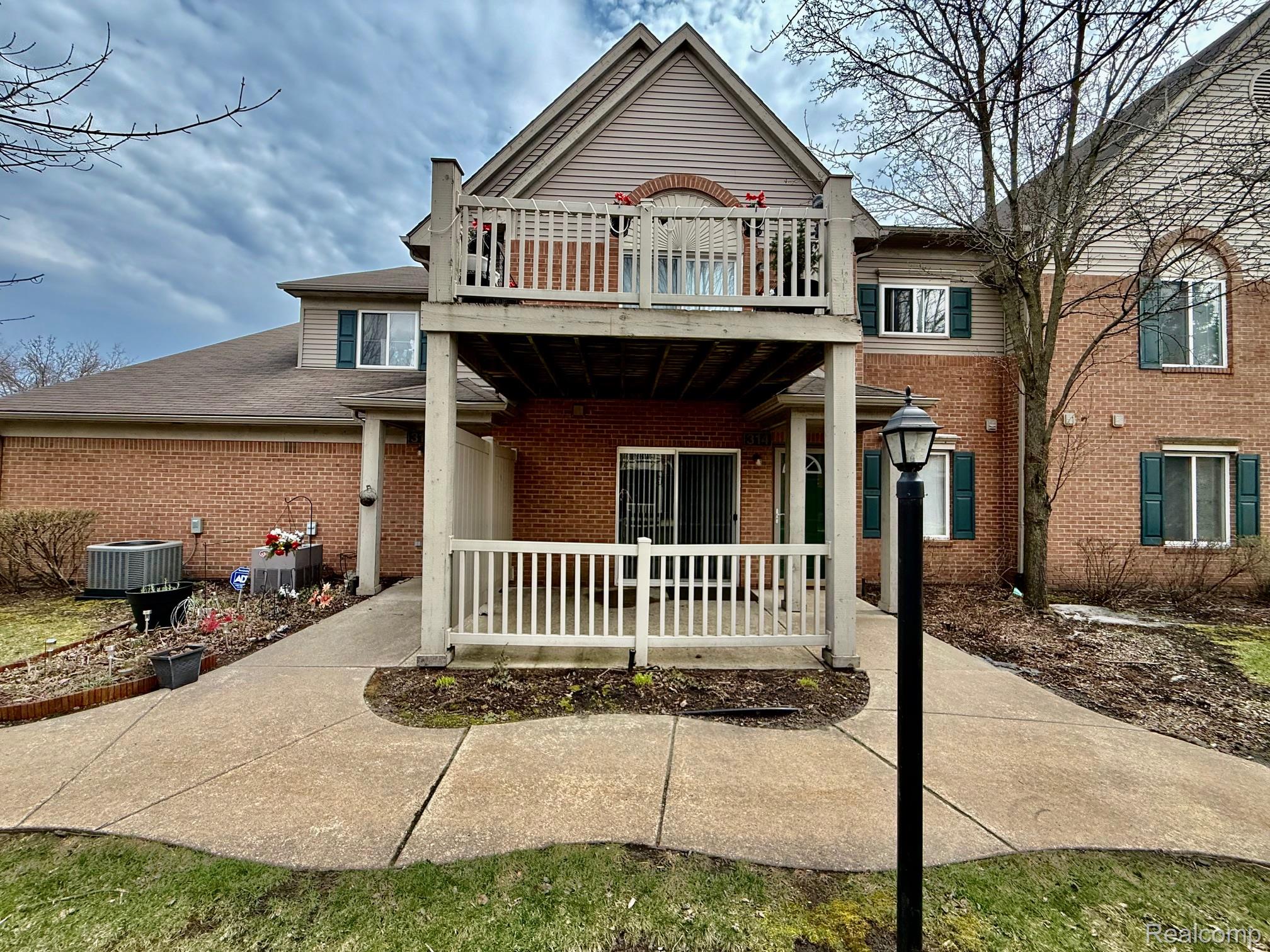 314 MARIGOLD Circle