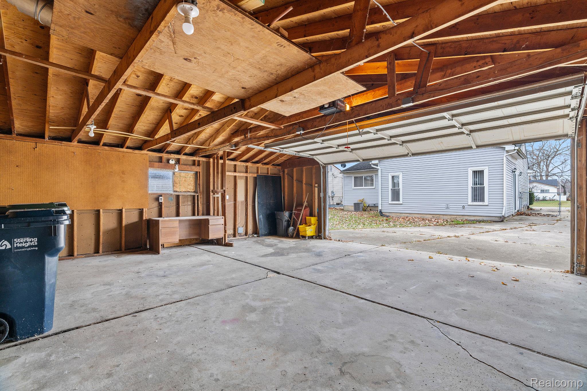 37258 Carpathia Blve Boulevard