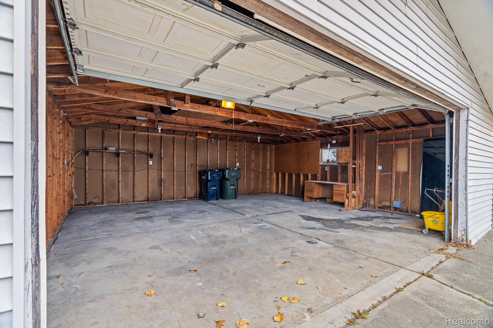 37258 Carpathia Blve Boulevard