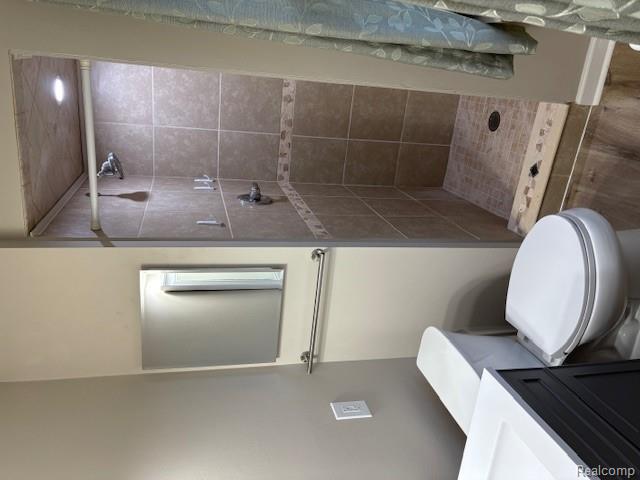 14749 Williamsburg Drive