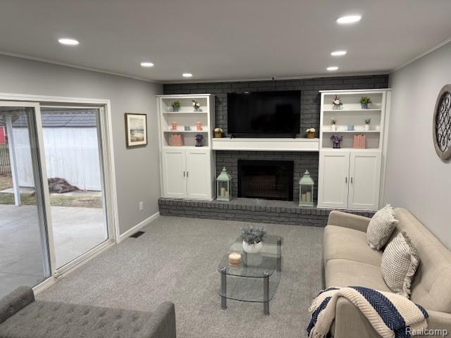 14749 Williamsburg Drive
